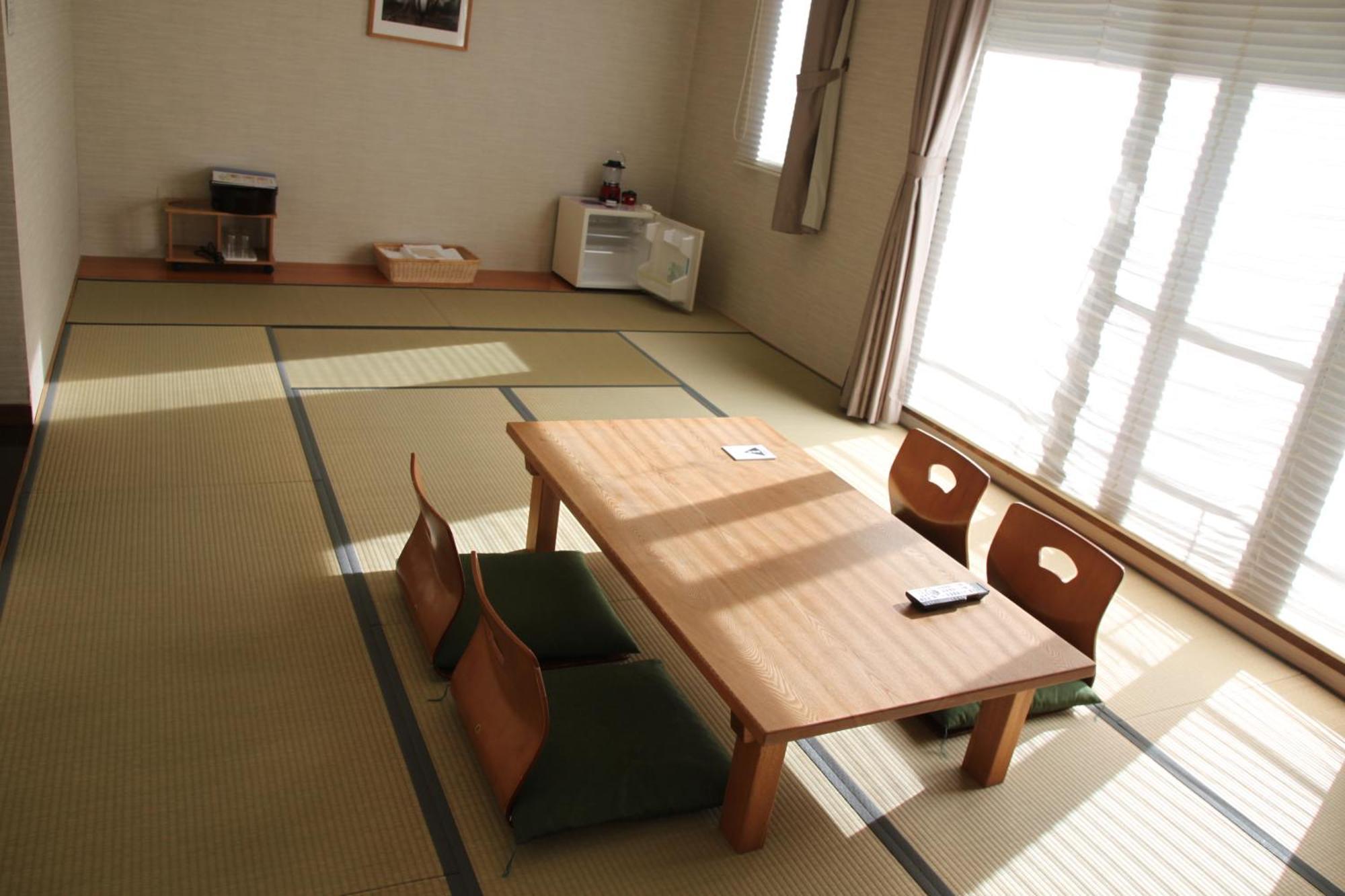 Toyota Shirakawa-Go Eco-Institute Hotell Rum bild